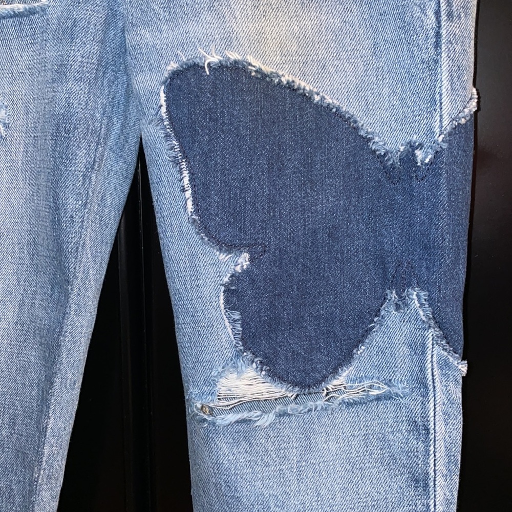Gap Denim Butterfly Patch Girlfriend Jeans - Picture 2 of 7